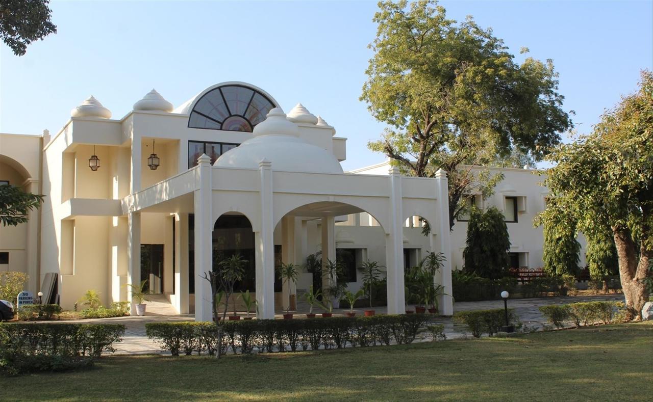 Mint Bundela 4*
