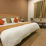 Greenwood Hotel