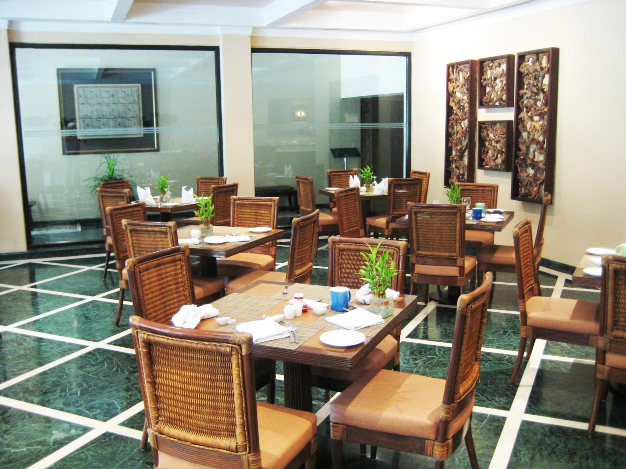 The Lalit Traveller