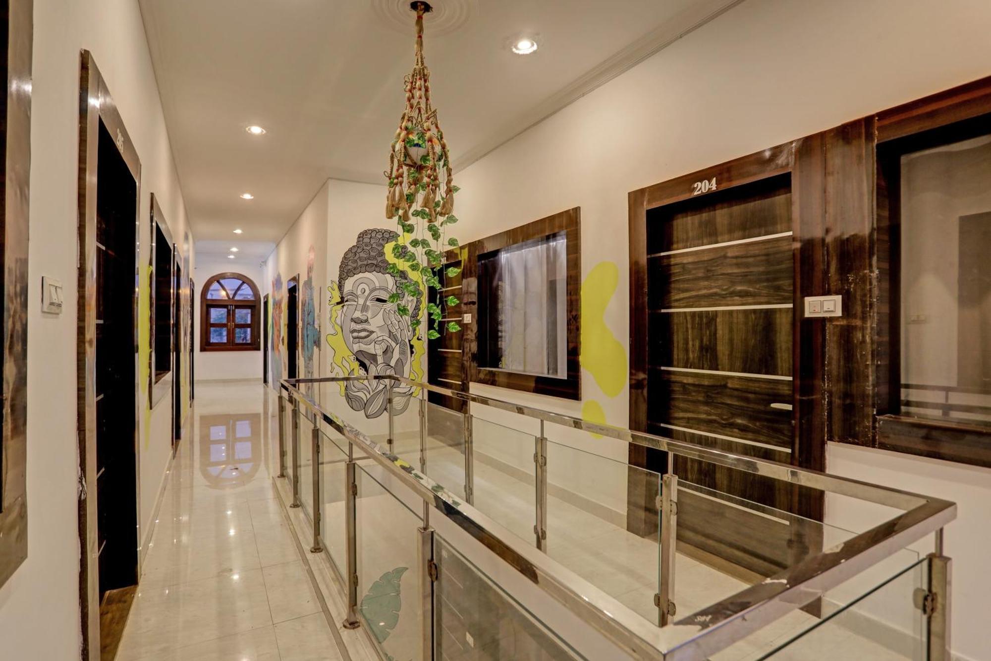 Hotel Super Collection O