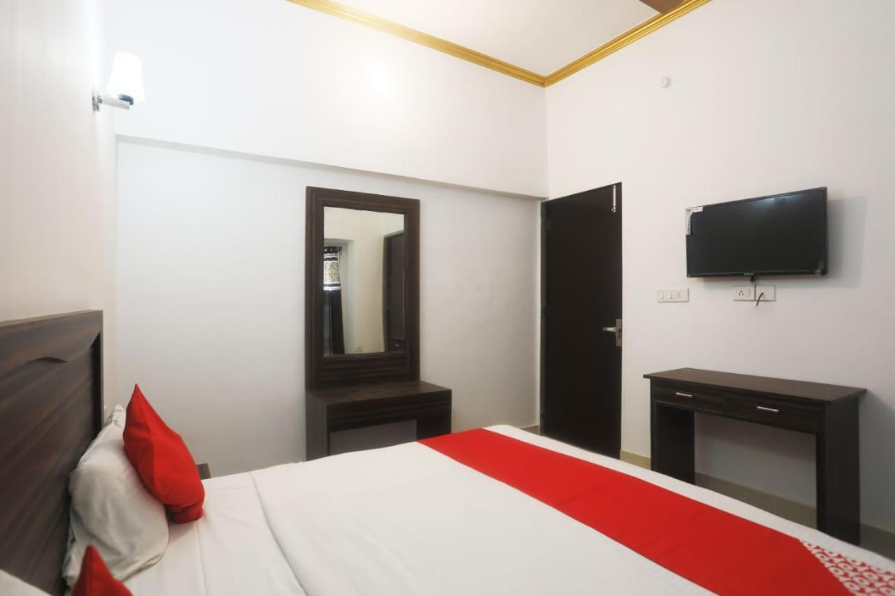 Central Hotel 3*