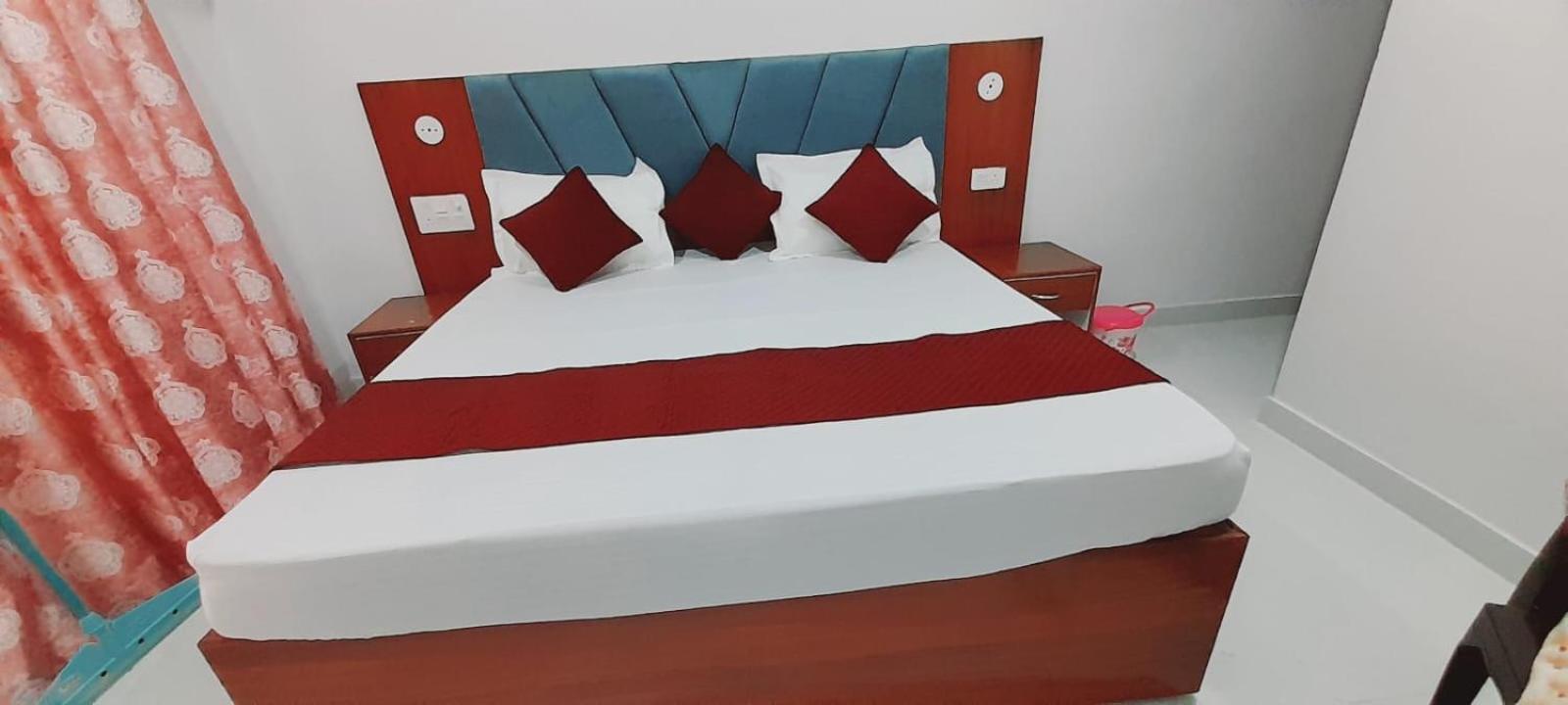Rani Hotel Khajuraho