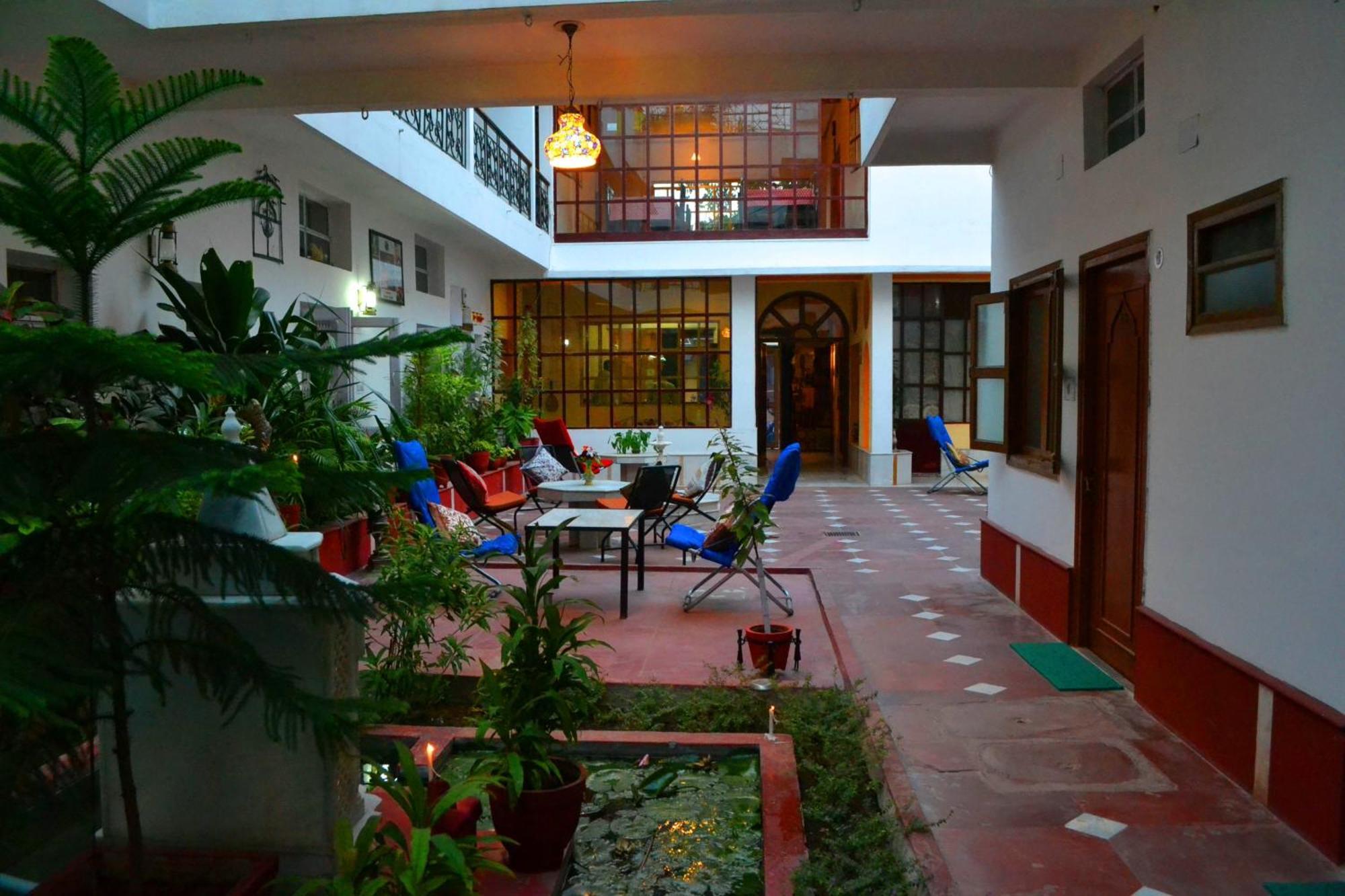 Hotel Harmony Khajuraho