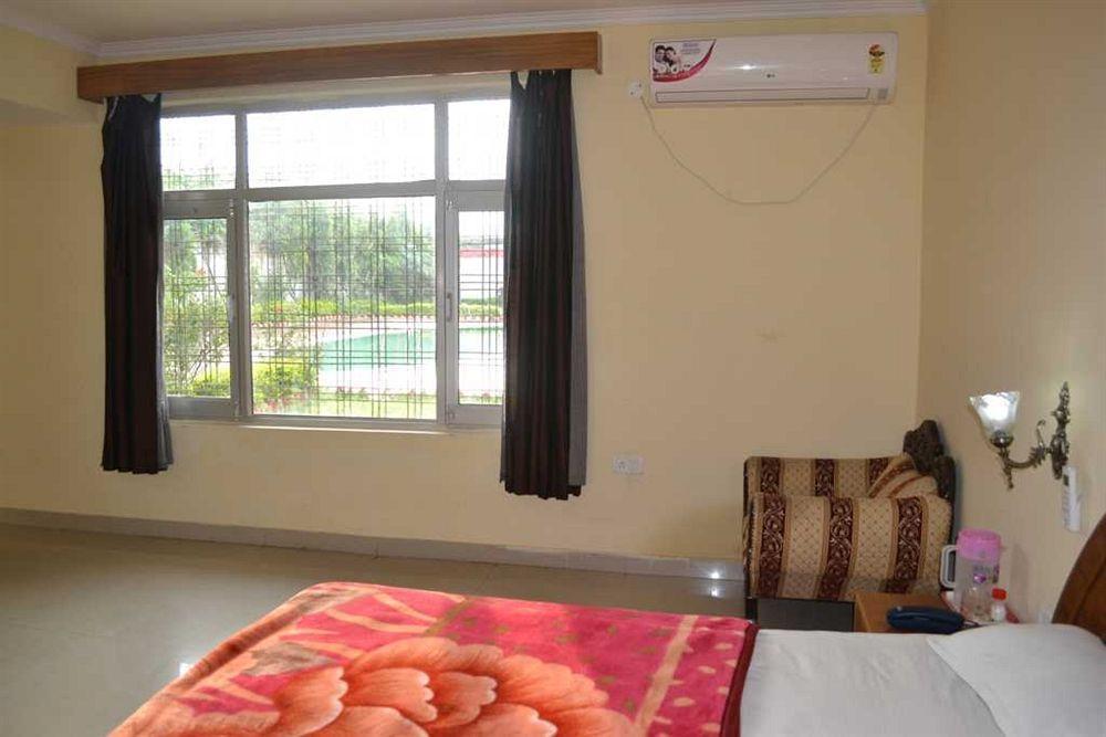 Nirvana Hotel