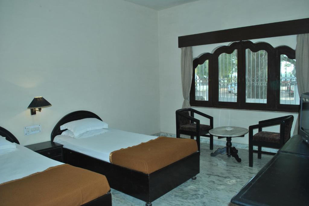 Marble Palace 3*