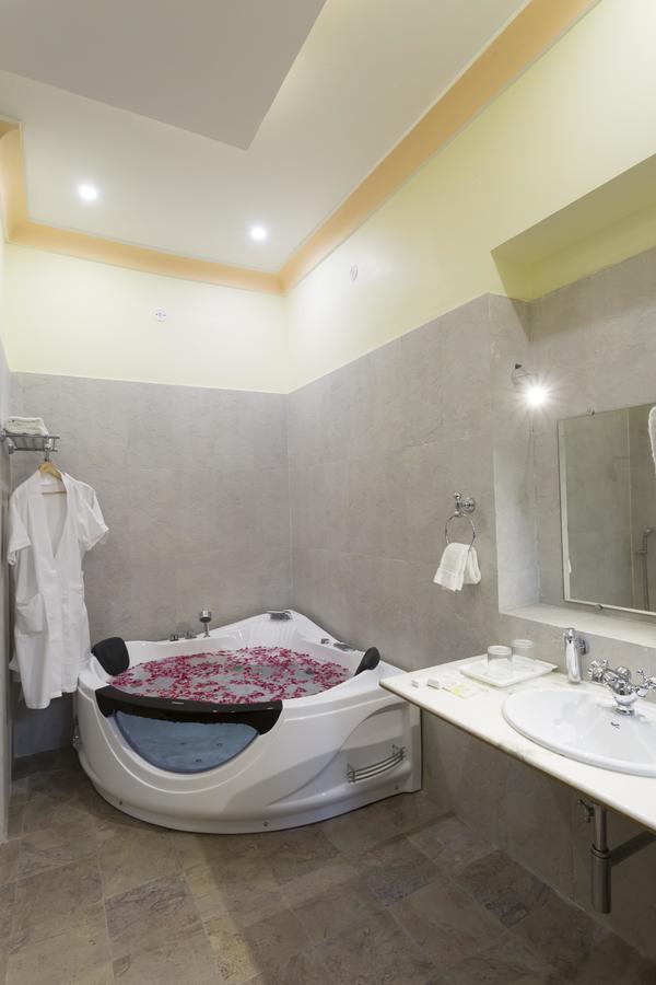 Syna Heritage Hotel