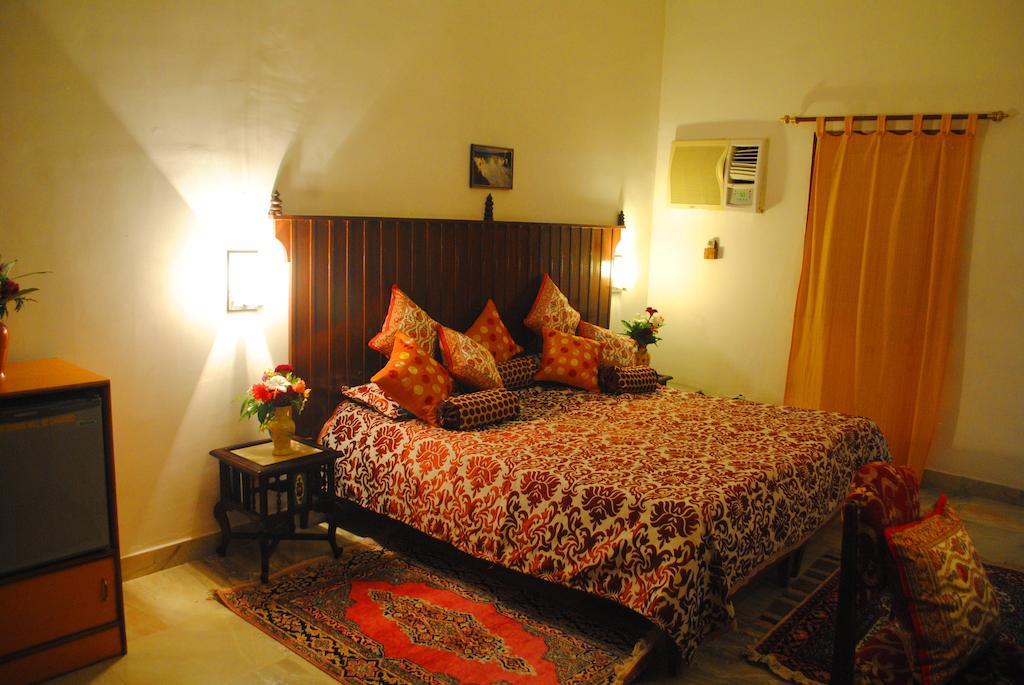 Harmony 3* Khajuraho
