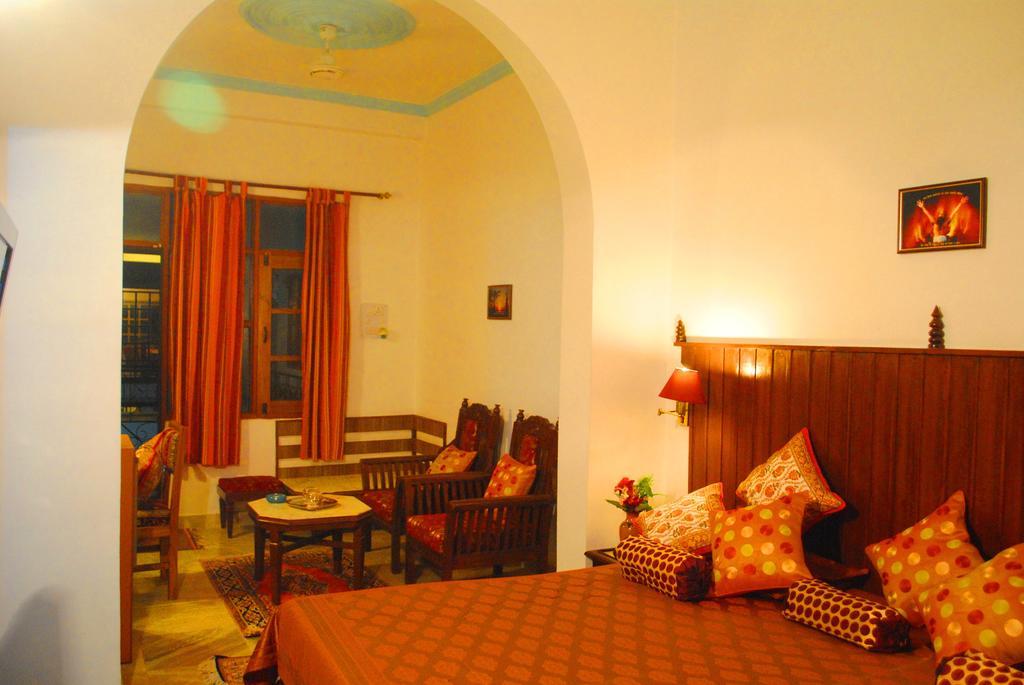 Hotel Harmony