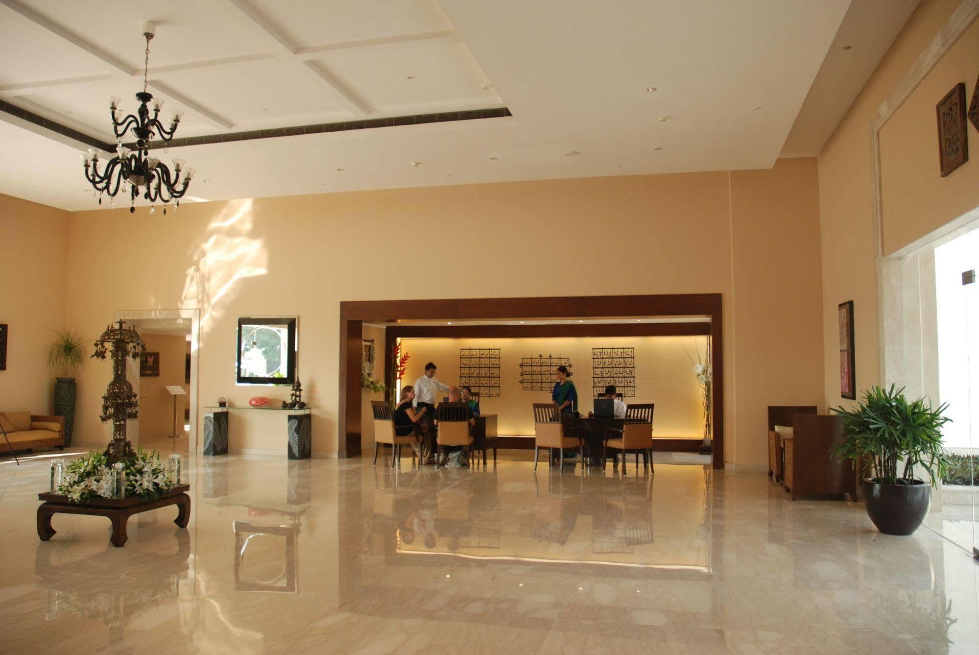 The Lalit Traveller 5* Khajuraho