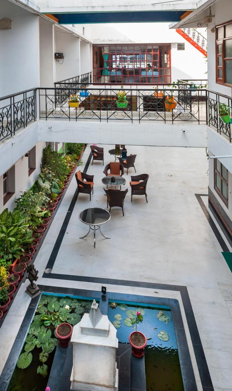 Hotel Harmony