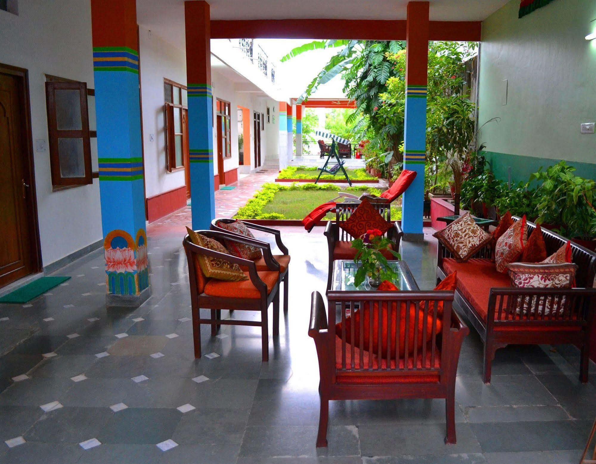 Hotel Harmony 3*